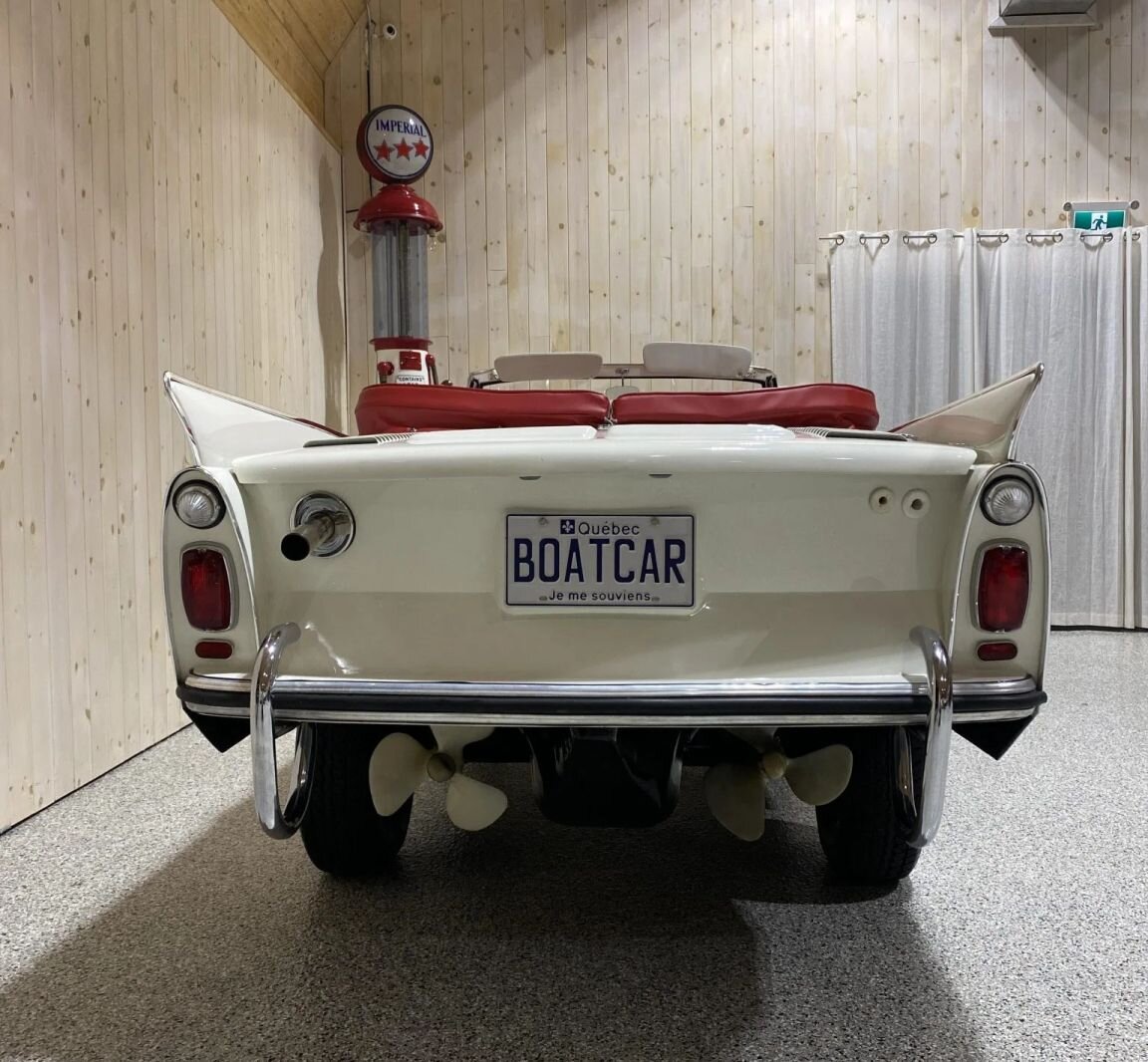 На мотор надейся, но вёсла не забудь. Amphicar 770, идеальная машина для  рыбалки | Гараж Автоклассика | Дзен