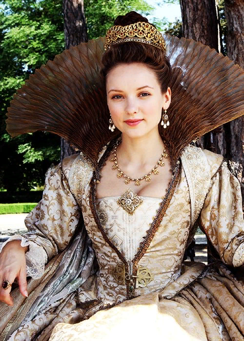 принцесса 14 века, реконструкция.