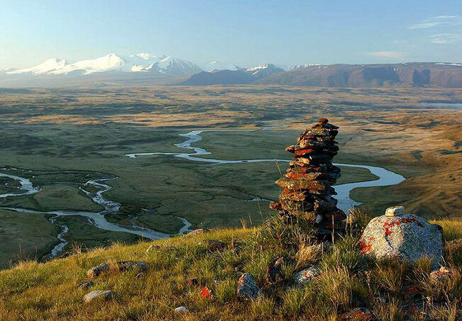 Алтайское плато Укок. Фото взято в сети Интернет. Фотокоррекция автора.
