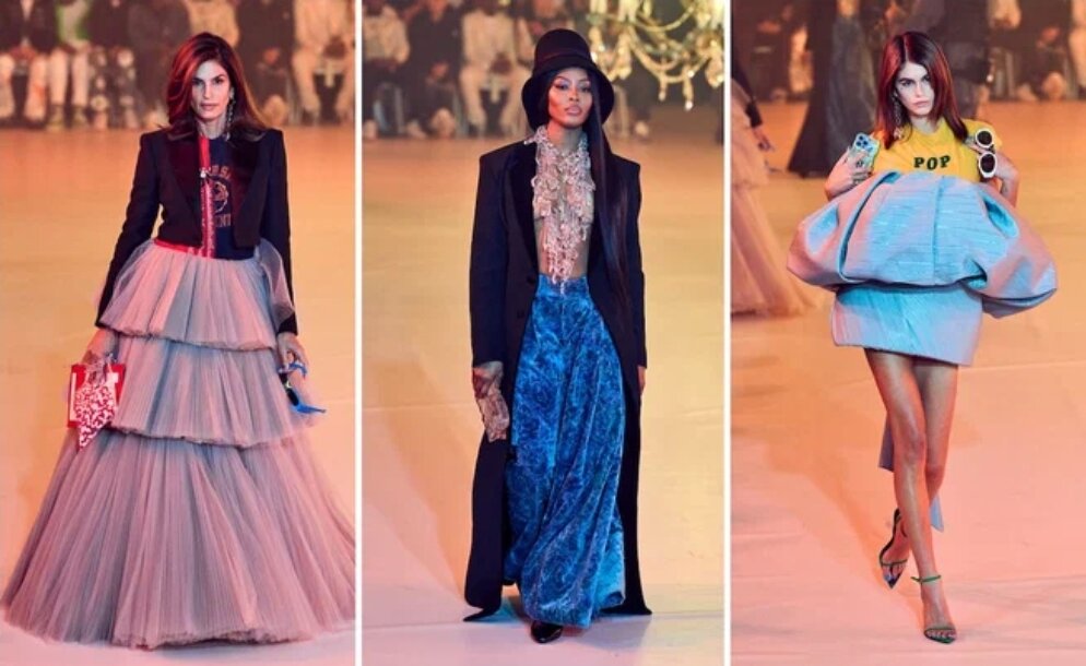 Супермодели: Синди Кроуфорд, Наоми Кэмпбелл, Кайя Гербер.