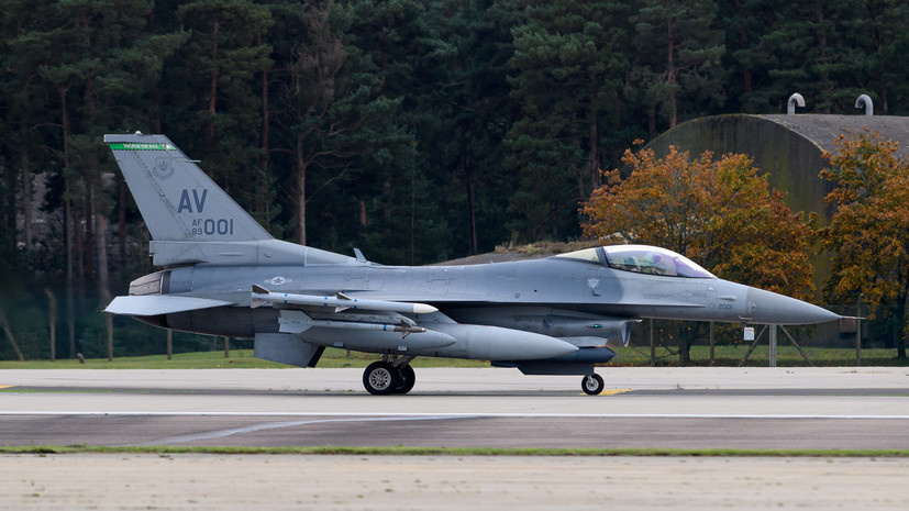     Истребитель F-16 Fighting Falcon Gettyimages.ru Jon Hobley/MI News/NurPhoto