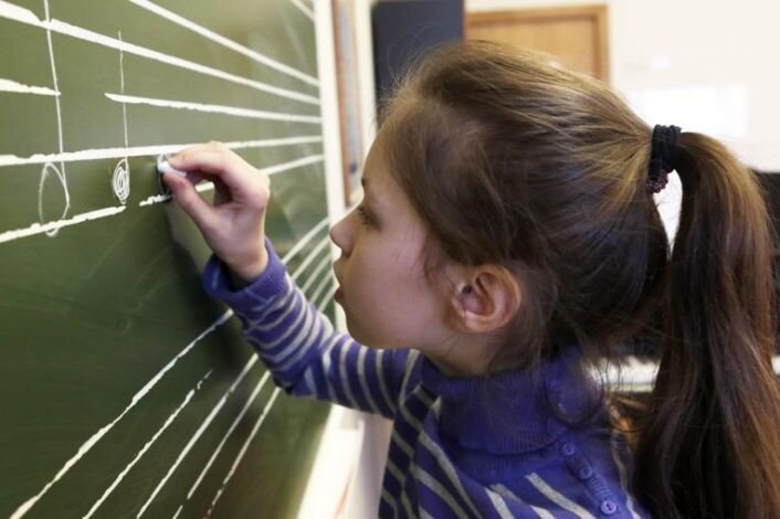 панова шпаргалка по сольфеджио 2 класс. вспомогательные хроматические звуки по сольфеджио. задания по сольфеджио. урок в музыкальной школе. предпрофессиональная сольфеджио.