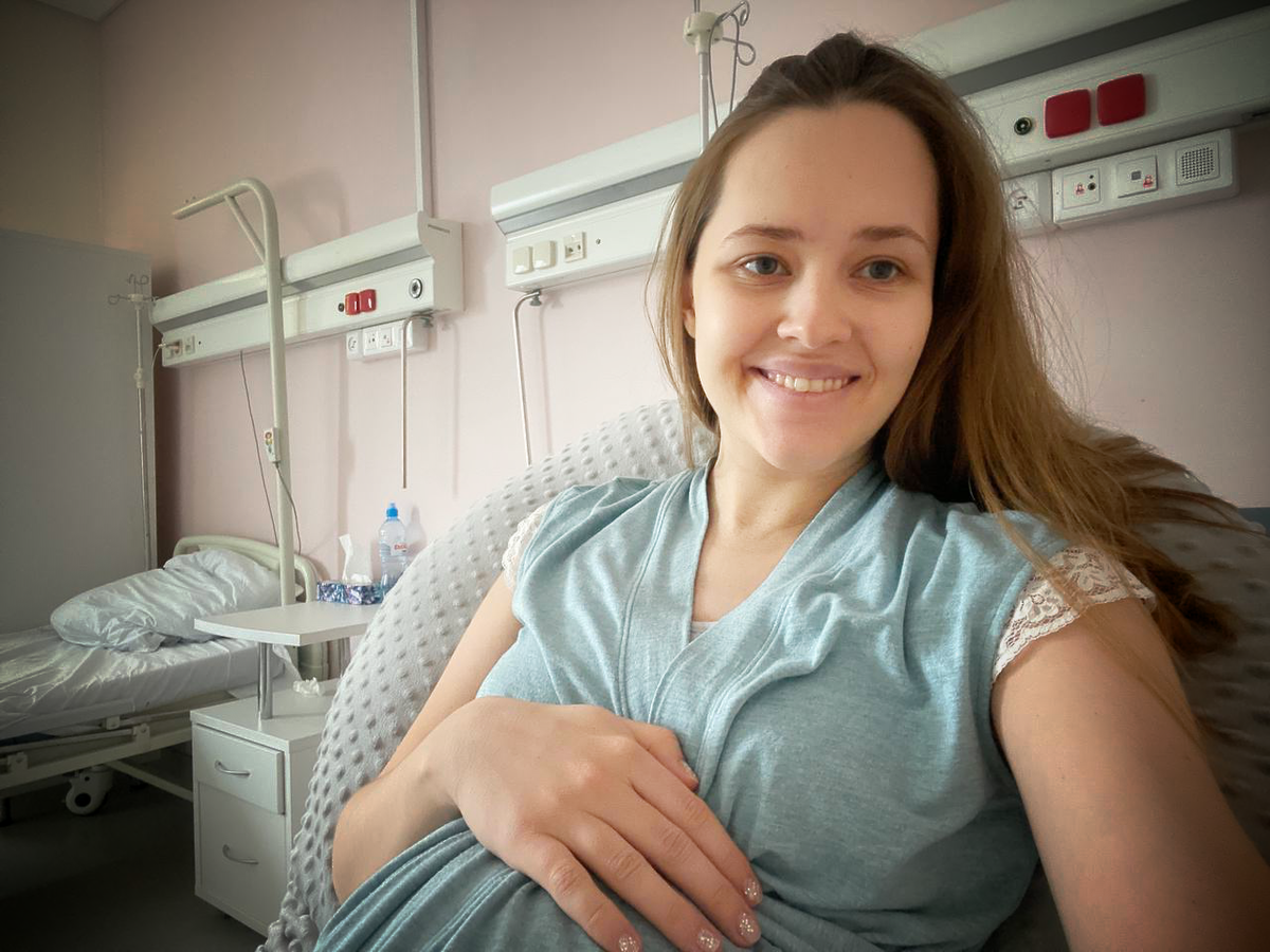 Это я в палате, но сейчас дома уже.