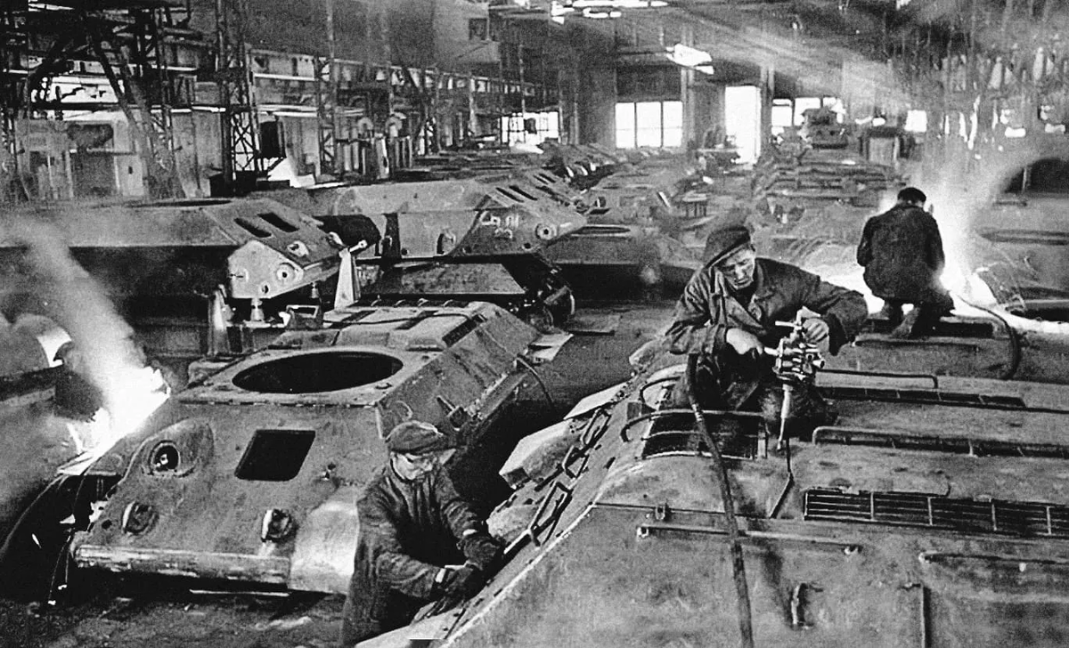 "Тушки" Т-34 на разной стадии готовности