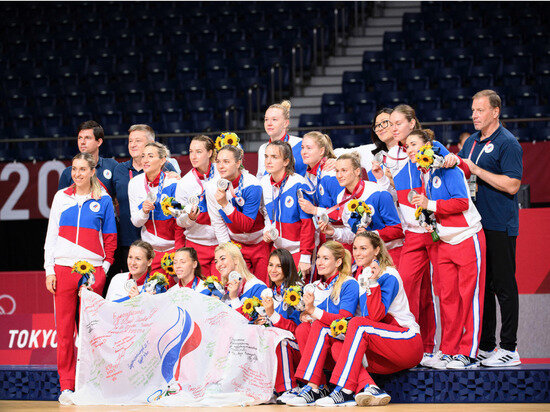     женская сборная России по гандболу на Играх В ТОКИО. ФОТО: SVEN SIMON/GLOBALLOOKPRESS.COM