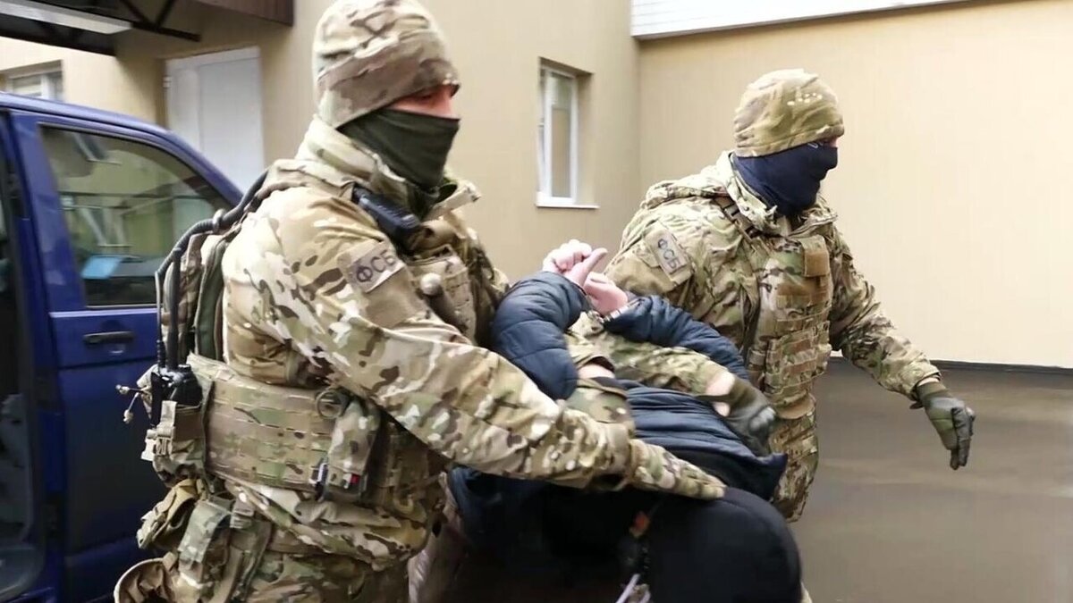   ФСБ задержала агента СБУ, собиравшего сведения о дислокации войск в Херсонской области