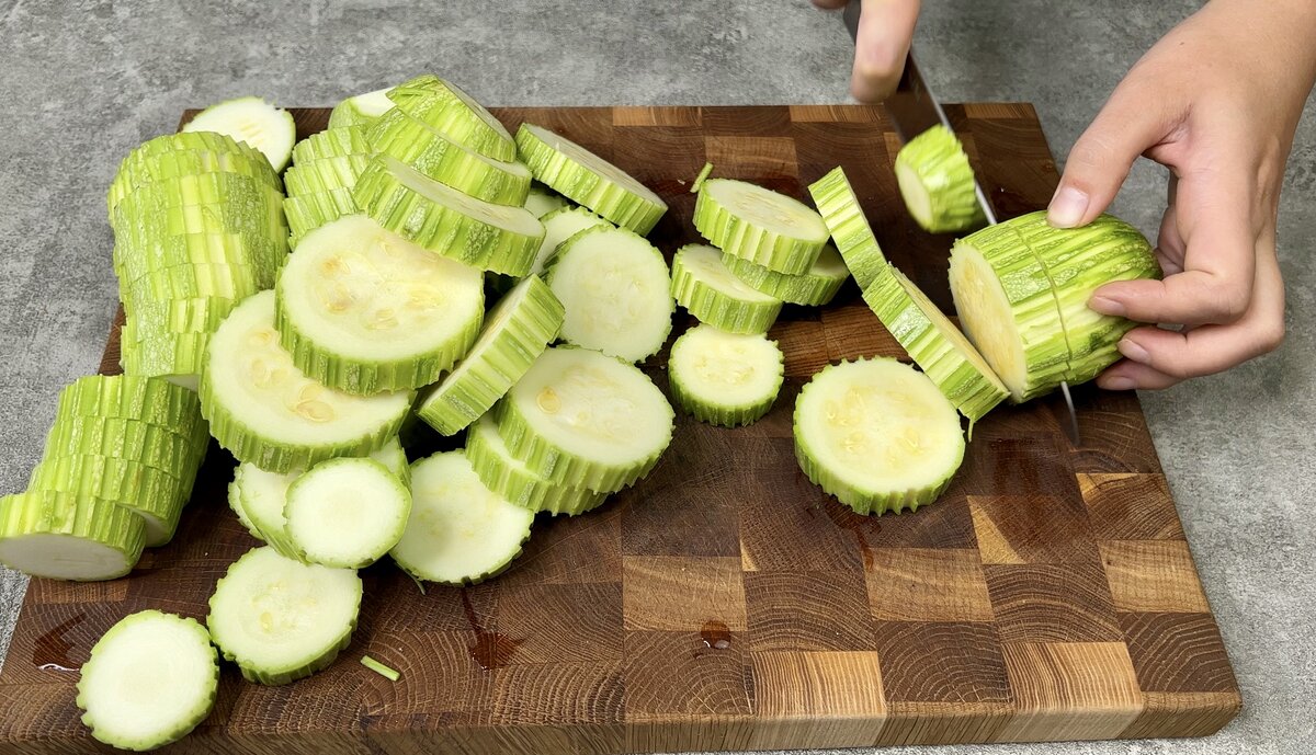 Листайте фото