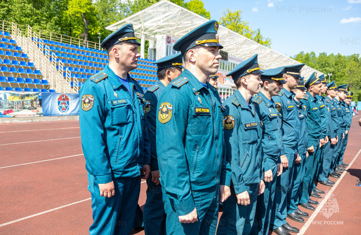 Лучший начальник караула Москвы рассказал о буднях пожарных | МЧС Москвы |  Дзен