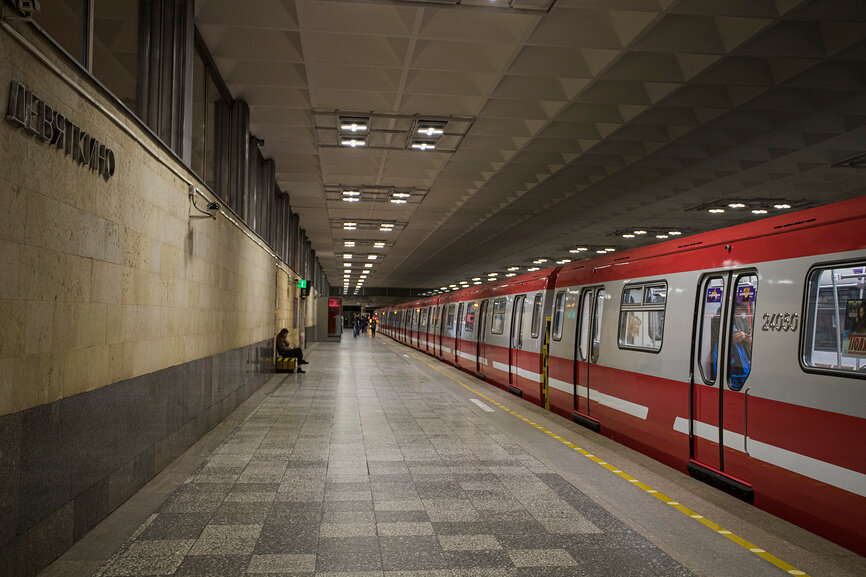 Туалет в питерском метро