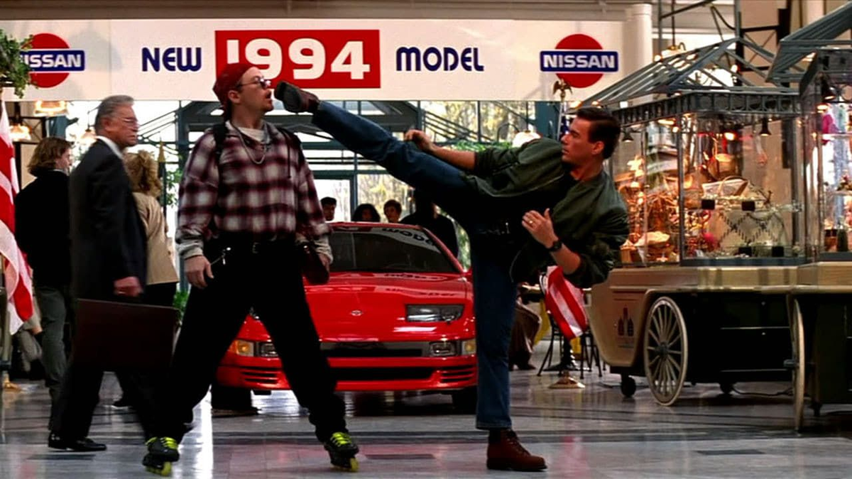 "что написано на подошве?"