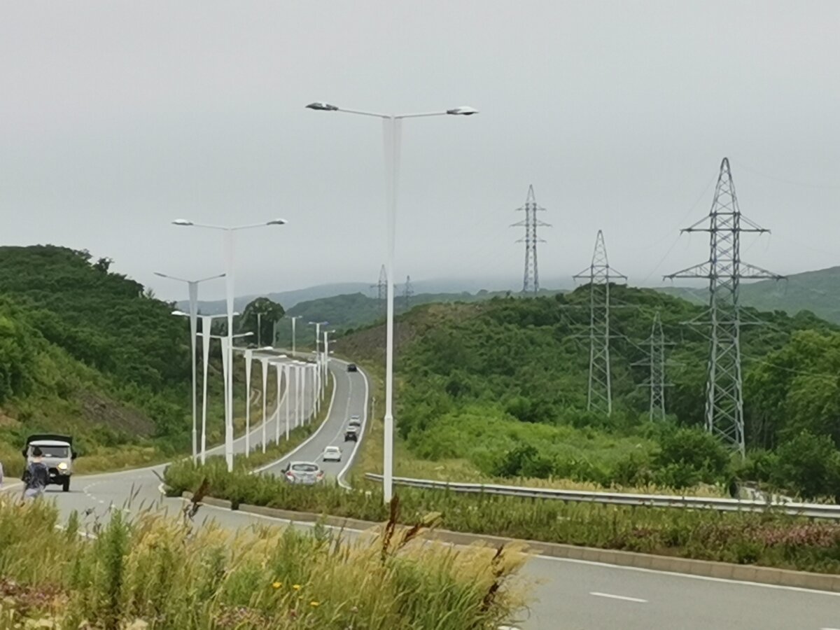 дорога на острове Русский