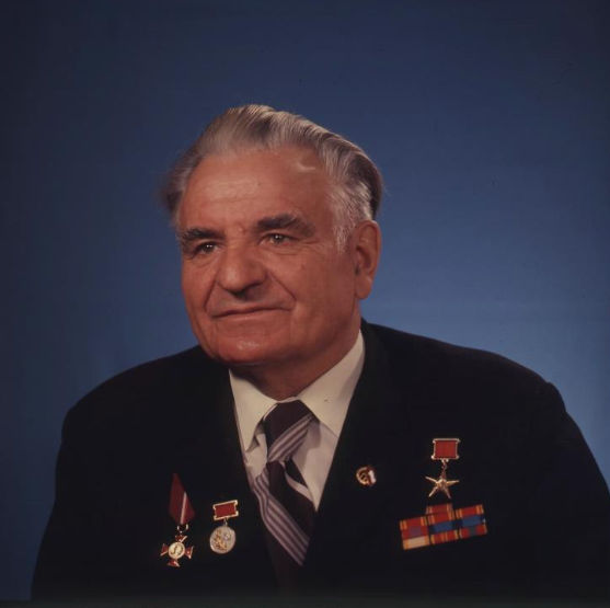 Герой Социалистического Труда, лауреат Государственной премии, почетный гражданин Магнитогорска. Фото из музея Магнитогорского Металлургического комбината. 