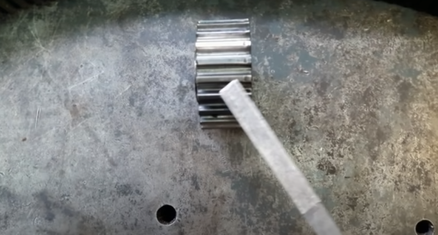 Действительно проверенный способ определить износ ремня ГРМ без съема, а так же узнать сколько он еще прослужит