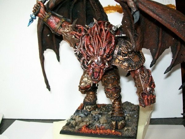 Как его, бедного, жизнь-то скрючила!