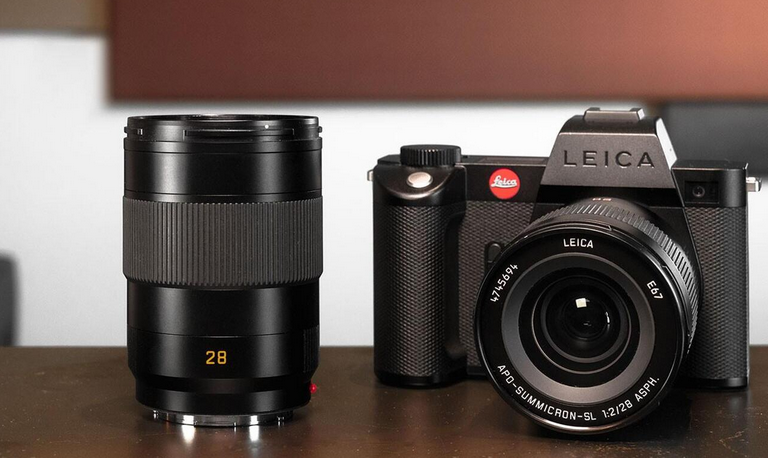 leica-camera.com