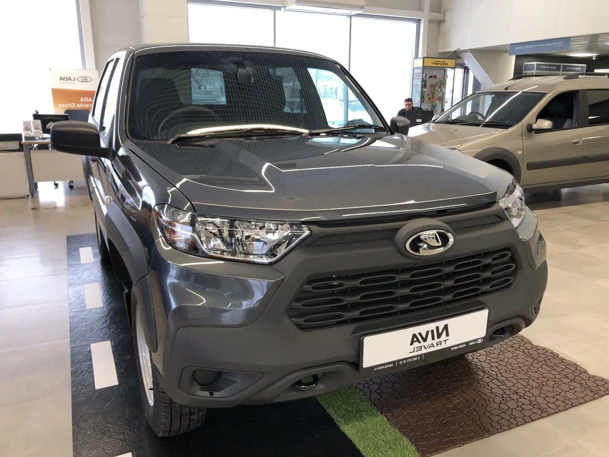 Новая Нива Трэвел.