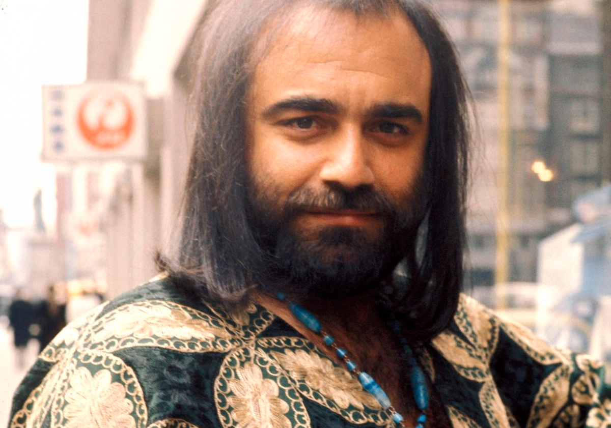 Слушать песни демиса. Демис руссос. Русос демис руссос. Demis Roussos молодой. Демис руссос 1968.