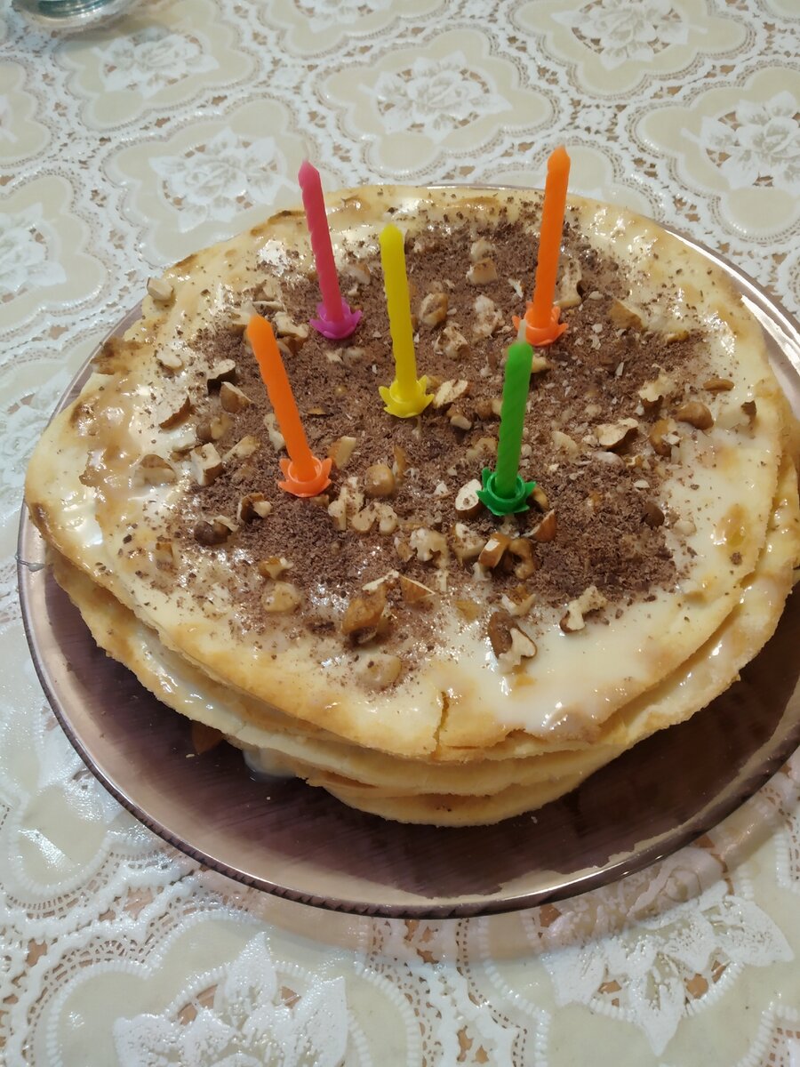 Со свечками уже