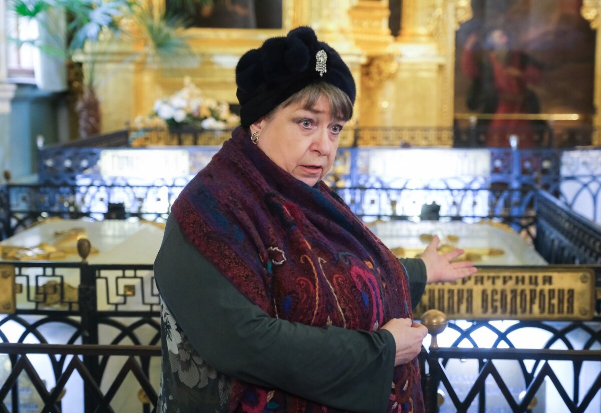Историк Марина Логунова знает всё о похоронах представителей императорской фамилии. Фото: Алёна Бобрович.