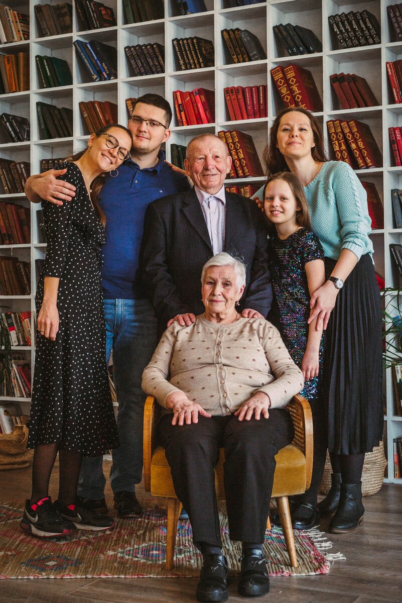 Одна из многочисленных семейных фотосессий в фотостудии Галерея зал Воздух.