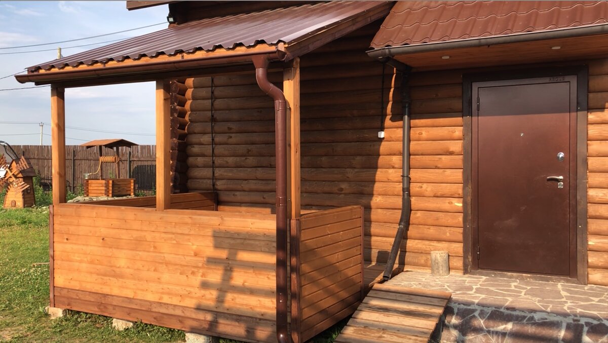 Но как не крути, лучший вариант это строительство веранды 