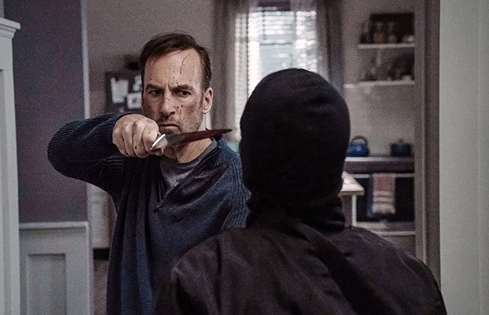 Кадр из фильма Nobody. Производство: 87North, Dentsu, Eighty Two Films, Odenkirk Provissiero Entertainment, Perfect World (Beijing) Pictures Co. Показ в России: UPI