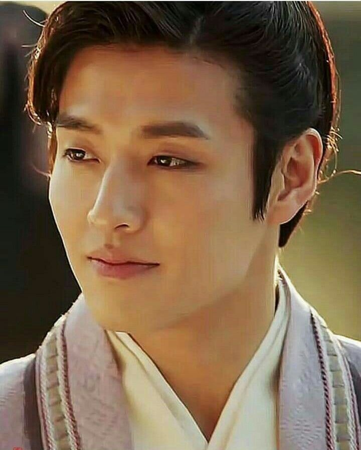 Такой милаш😍