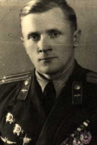 Гвардии подполковник В.А. Курочкин перед увольнением.