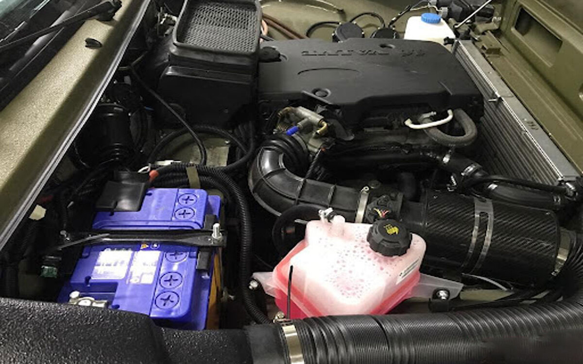 Новый двигатель ставится в штатные места на штатные опоры благодаря новому крепежу