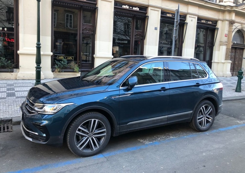 Volkswagen Tiguan. Фото с сайта sauto.cz 