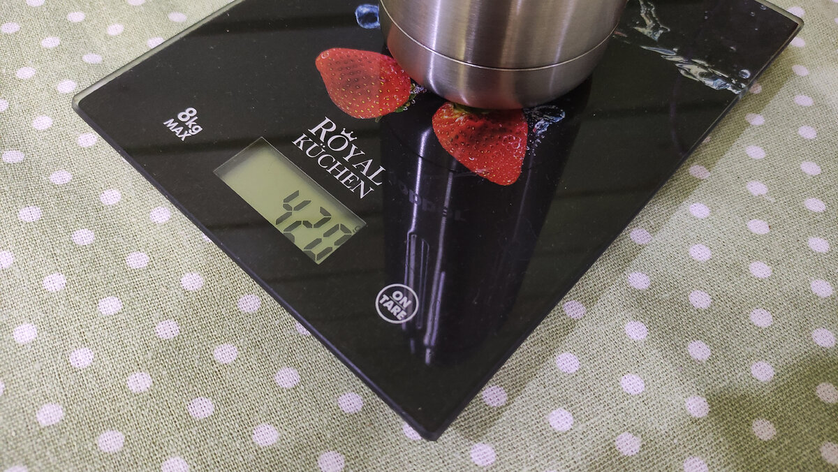 Вес пустого термоса - 420 грамм. Листайте дальше-> 