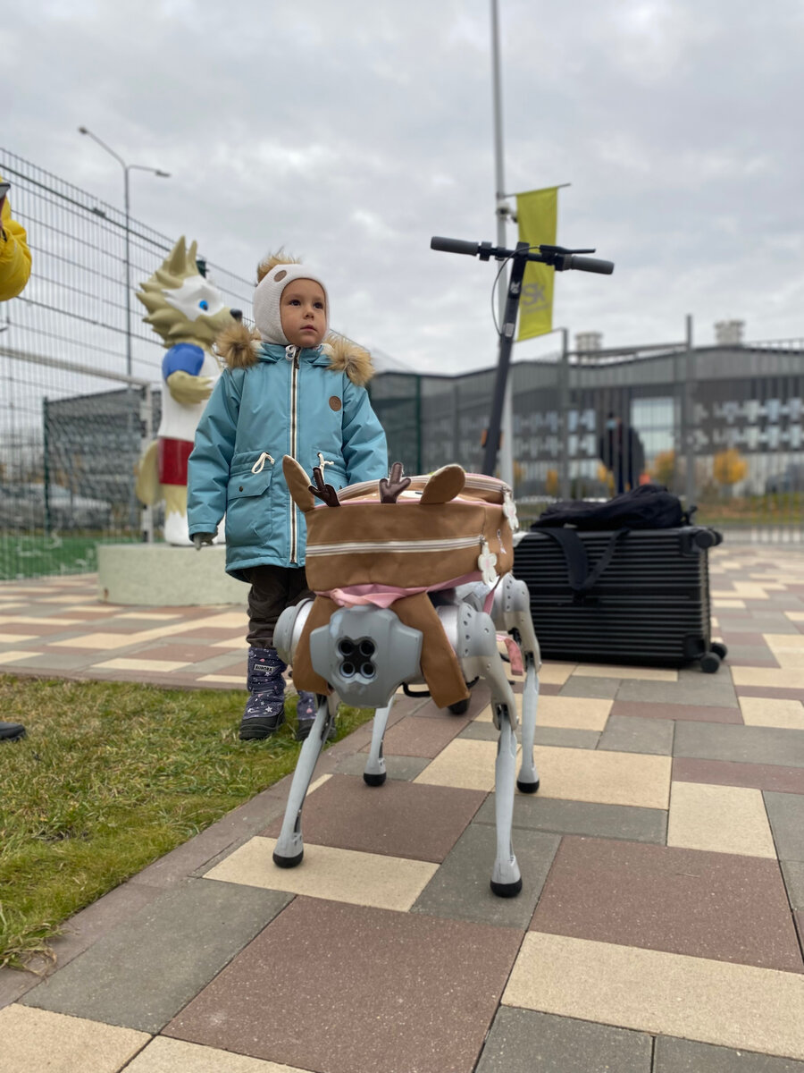 собака-робот UNI3 модель GO1