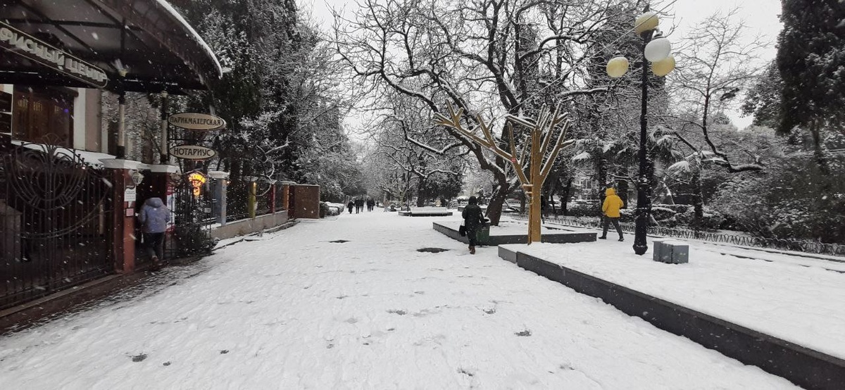 Пушкинский бульвар, Ялта