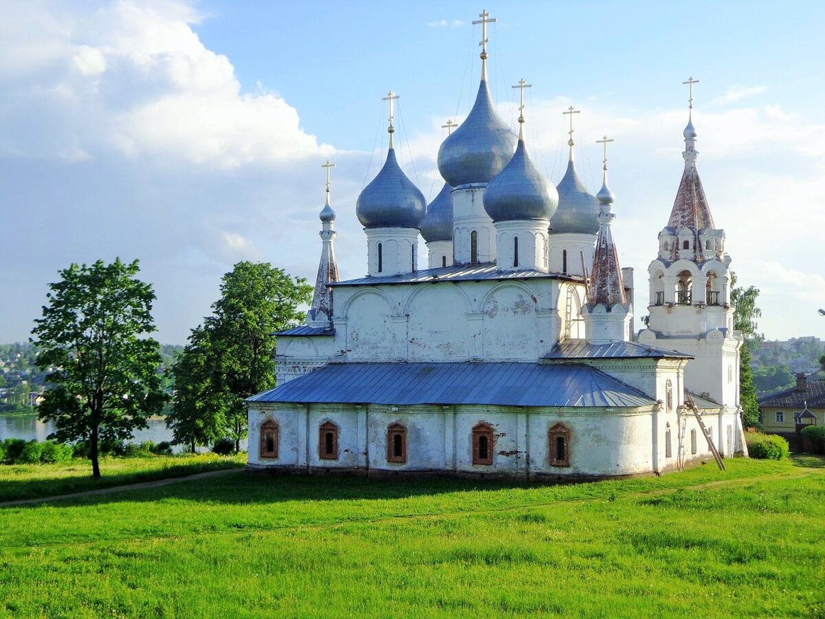 Воскресенский собор Романов Борисоглебск с квадрокоптера