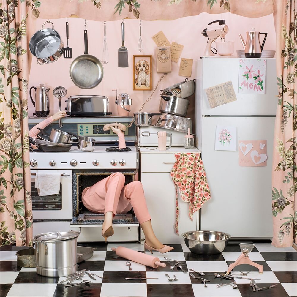 © Patty Carroll / Lens Culture Art Photography Awards 2022. Приготовление гуся 