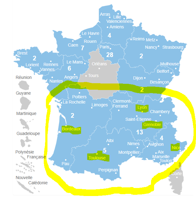 Поиск по программам осуществляется через сайт Campus France, где можно установить фильтры не только по регионам, но и по таким критериям как, например, уровень обучения и направление:  https://taughtie.campusfrance.org/tiesearch/#/catalog