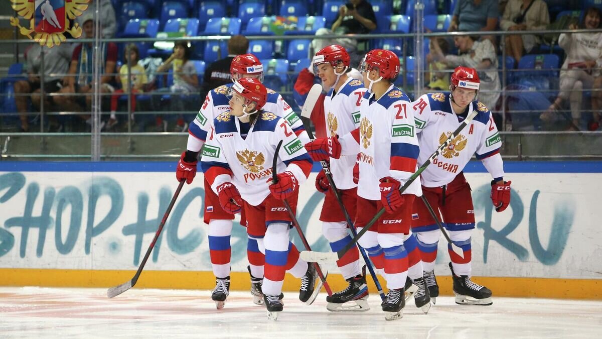    Хоккейная сборная молодых звезд России (до 25 лет)© Фото : DMITRY RUKHLETSKIY
