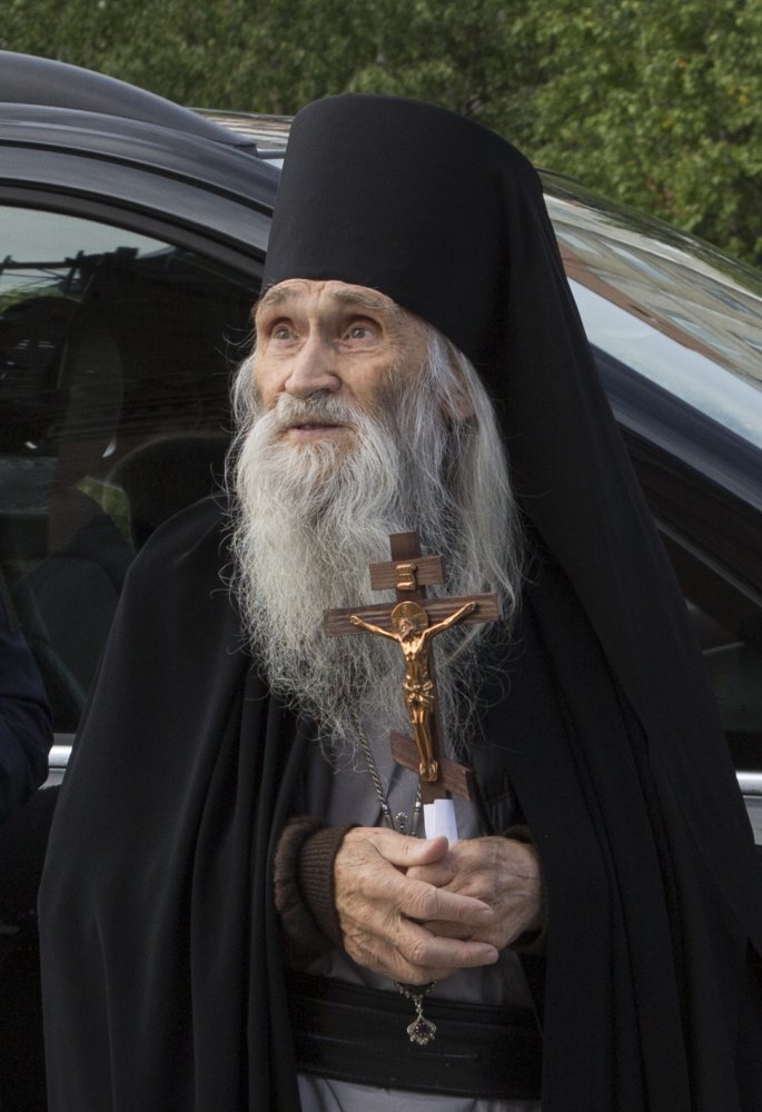 Нацисты в Изюме из храма сделали отхожее место!
