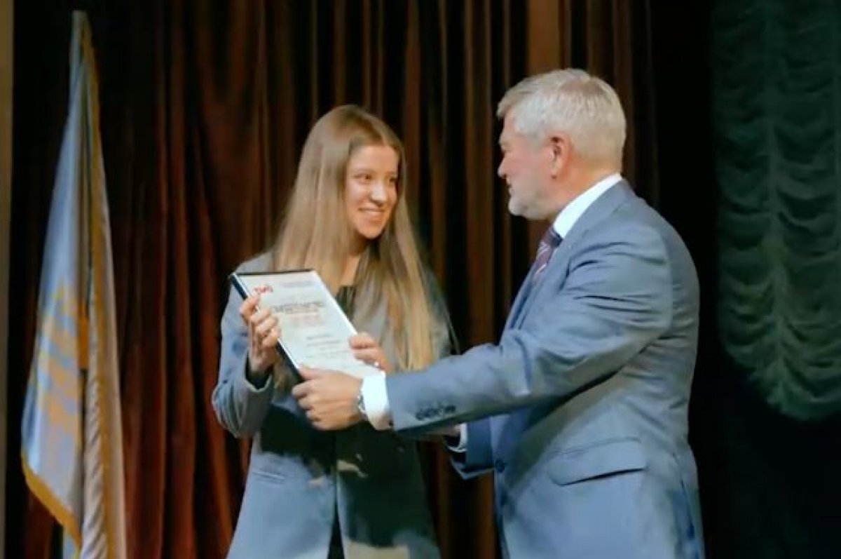    Топ-менеджеры РЖД поздравили студентов УрГУПС с началом учебного года