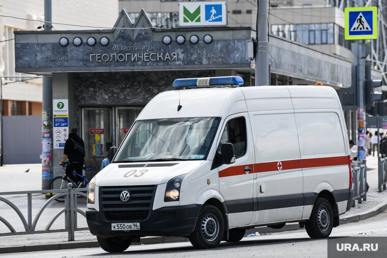    Женщина, очутившаяся под метропоездом, была беременна