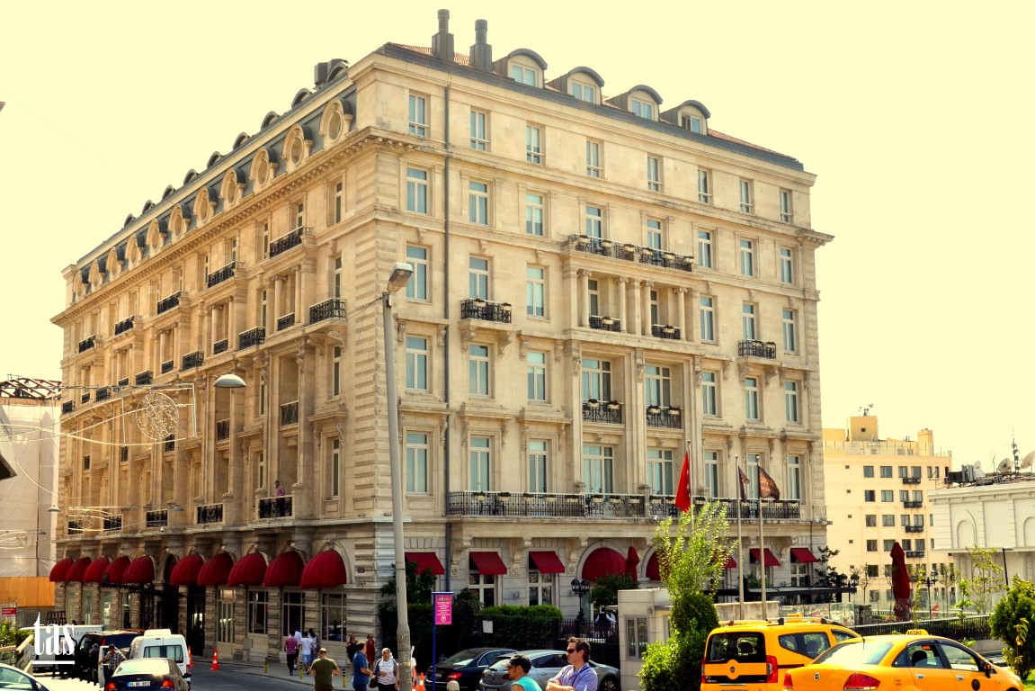 Hotel pera palace istanbul. Pera Palace Hotel. Pera Palace Hotel Istanbul. Pera Palace Hotel район пера. Пера отель Стамбул.