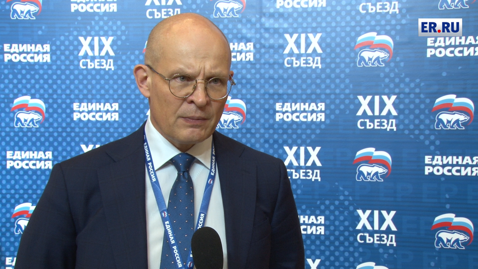 директор по политическому анализу Института социального маркетинга Виктор Потуремский.  фото с сайта Яндекс-картинки