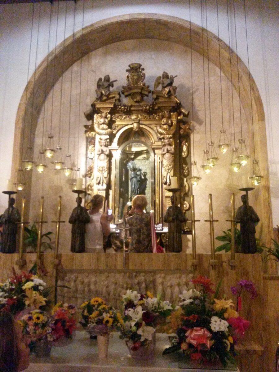 Чёрная Мадонна