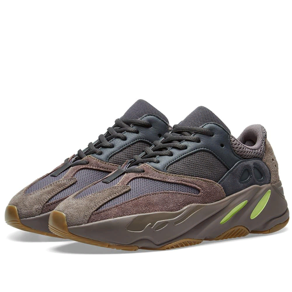 Adidas Yeezy Boost 700 Utility Black  60 $