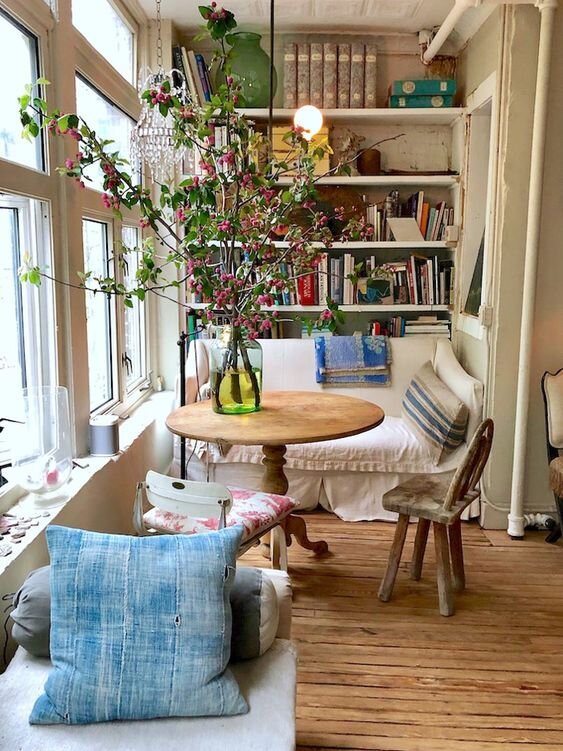 https://www.designaddictmom.com/2019/08/a-peek-inside-john-derians-delightful.html