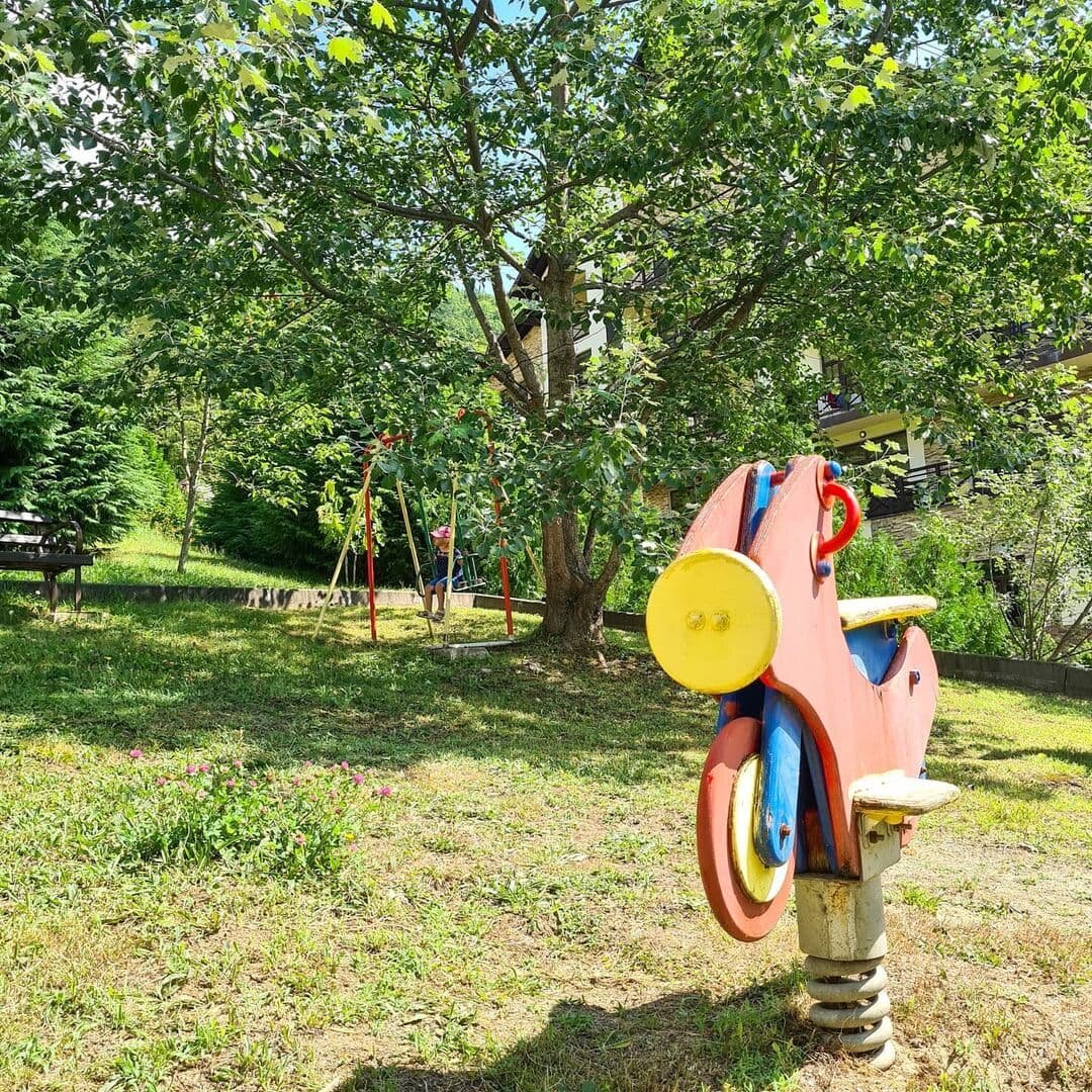 детская площадка