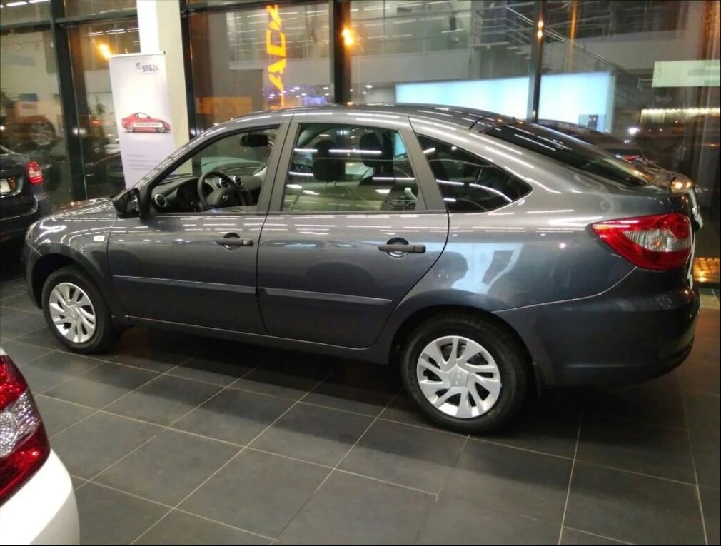 Лада Гранта лифтбэк