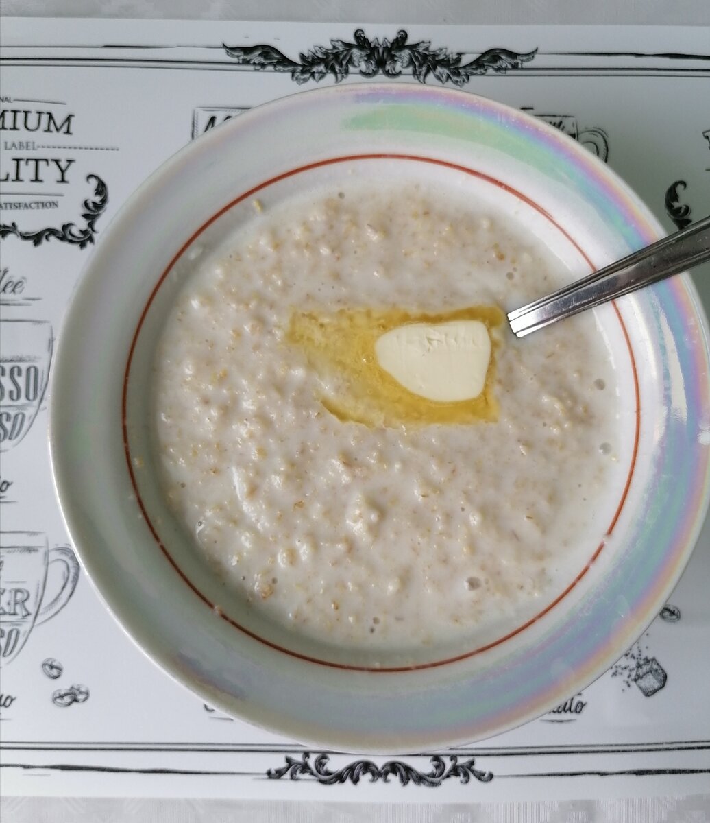 Овсянка со сливочным маслом