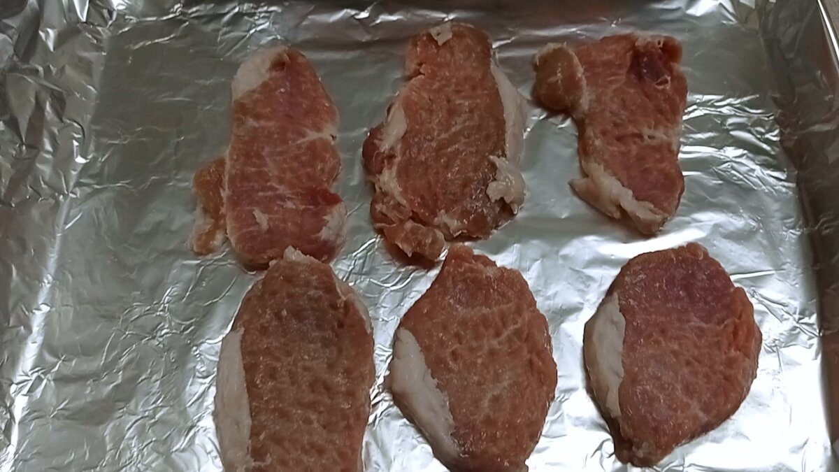 Антрекоты на противне -> (ещё 4 картинки)