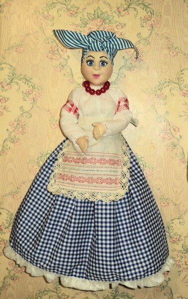 Кукла пакетница. Помощница в хозяйстве.